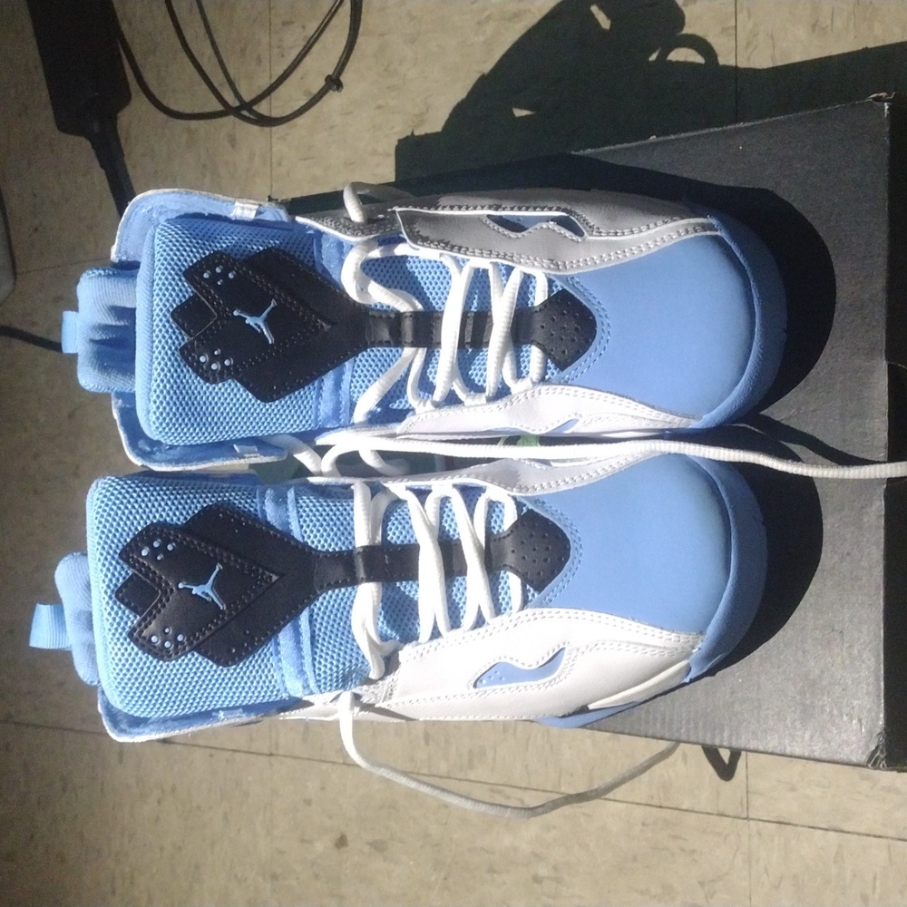 Jordan true flight size 7 youth